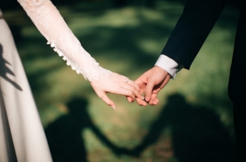 Smart Wedding Budgeting: Maximize Every Dollar